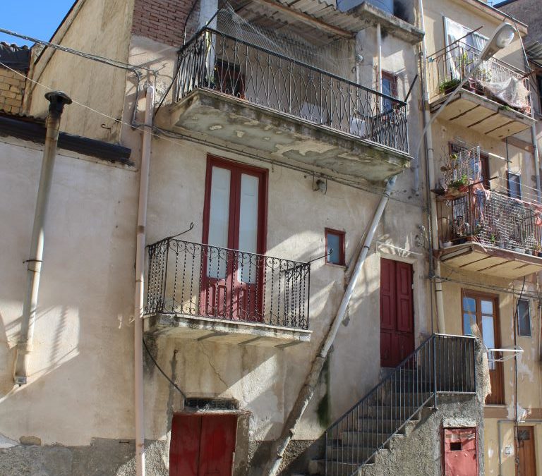 Fabbricato sito in Piazza Sant’Antonio – Stima del valore di mercato €20.000